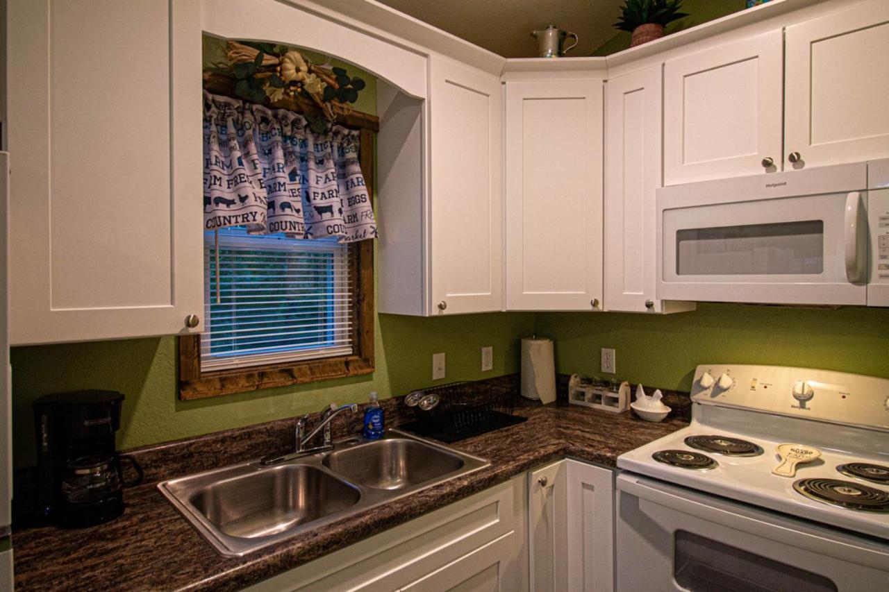 The Lil House Villa Robbinsville Exterior foto